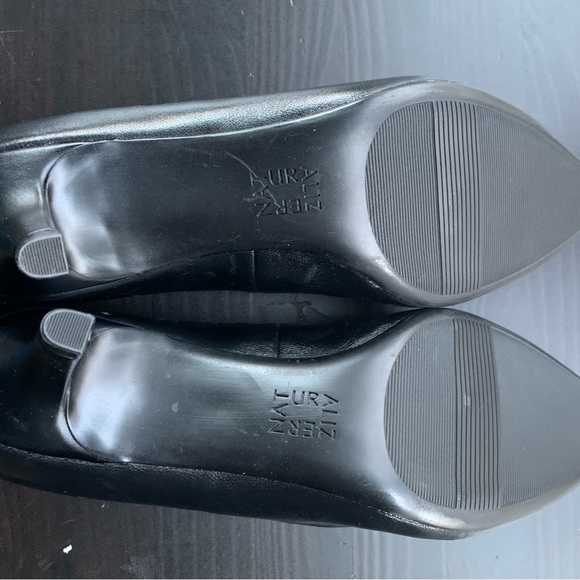 Naturalizer Black Kitten Pumps Women - Picture 11 of 12